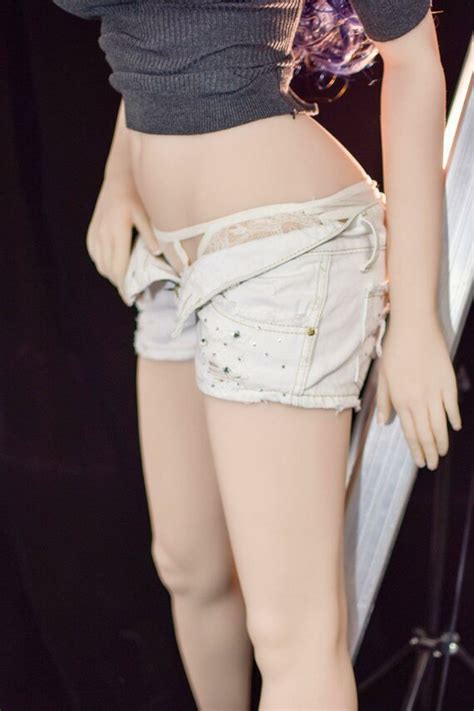 Dallas Tall Asian Sex Doll With Realistic Features NakeDoll