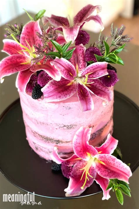 How To Make A Pink Naked Cake With Flowers