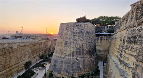 Discover Valletta Walking Tour - Valletta | FREETOUR.com