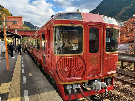 Exploring Shikoku via Sightseeing Train - 📍Kagawa, Tokushima – HIS
