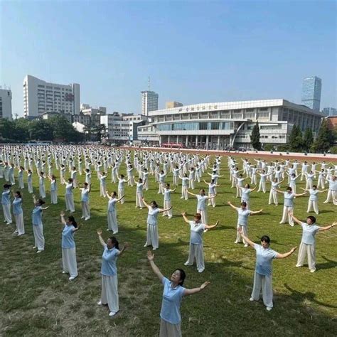 我省举办2021年“世界健身气功日”系列活动爱好者