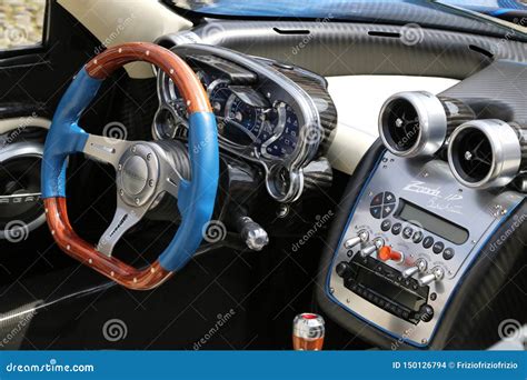 Pagani Zonda Dashboard