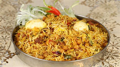 Anda Channa Biryani Recipe | Rida Aftab | Masala TV