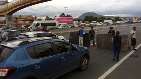 Bloquean Manifestantes Autopista México Puebla