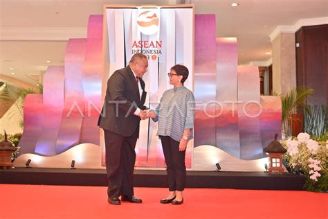 Menlu Retno Marsudi Sambut Kedatangan Menlu Timor Leste Antara Foto