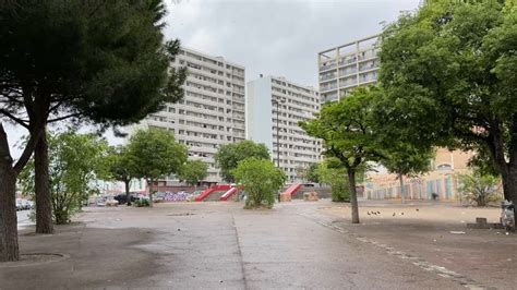 Marseille dans le quartier Félix Pyat des mères en colère manifestent