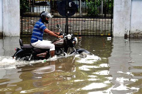 Patna Waterlogged Road After Heavy Rainfall