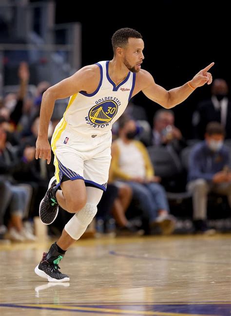 Stephen Curry Latest News, Biography, NBA Journey, Achievements and Awards