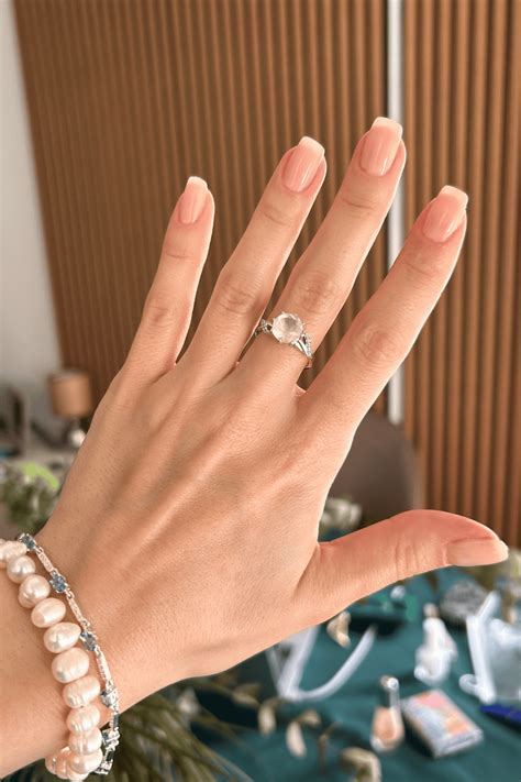 Top Beautiful Ideas For Elegant Nude Nails To Wear