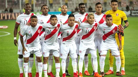 Selección y Equipos de PERÚ