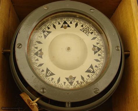 Sestrel Lifeboat Compass In Wooden Case Henry Browne