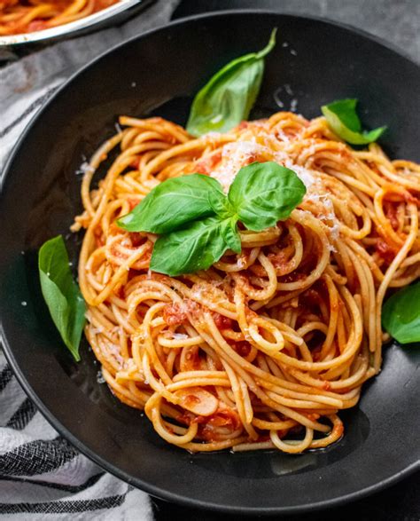 Pasta Al Pomodoro Carolyn S Cooking