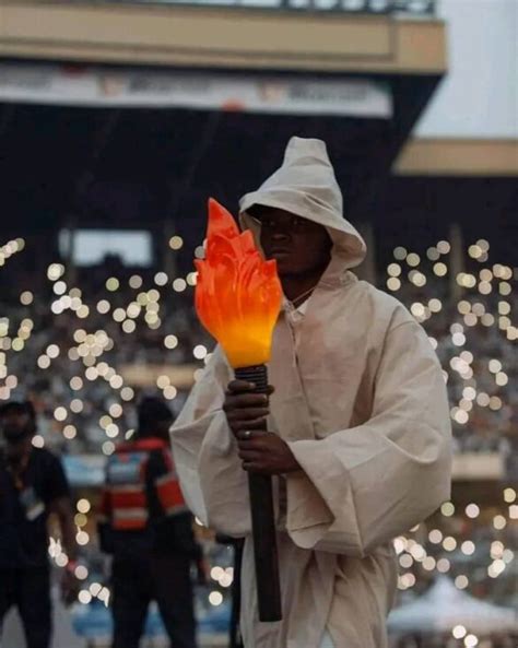 Concert du pasteur Moïse Mbiye au stade des Martyrs les images qui