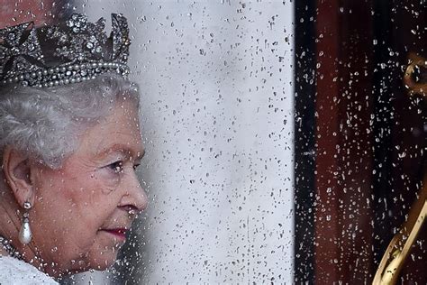 Queen Elizabeth Ii Britains Longest Serving Monarch Is Dead