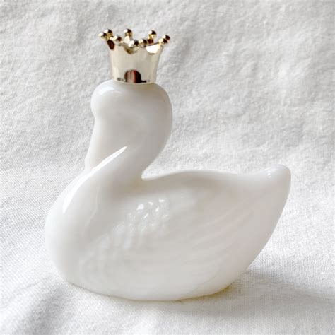 Vintage Trinket Figurine Avon Milk Glass Royal Swan Perfume Bottle Gold