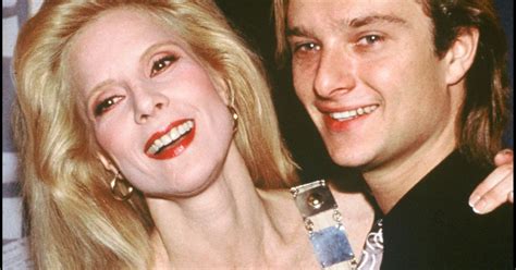 Sylvie Vartan Et Son Fils David Hallyday En Janvier 1991 Au Palais Des