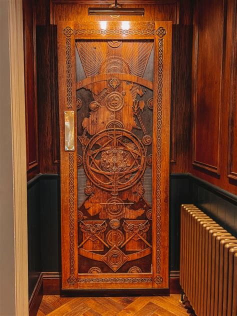 Game Of Thrones Doors To Visit In Ireland Journey Of Doors