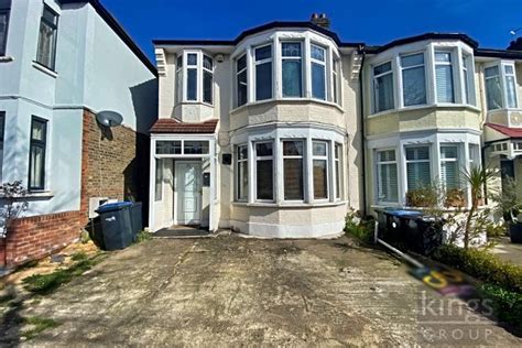 Hedge Lane London N13 4 Bedroom End Terrace House For Sale 60991627