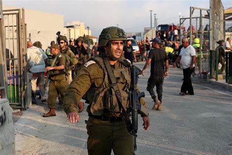 Razzi Su Israele Dal Libano Morti 12 Bambini Hezbollah Nega