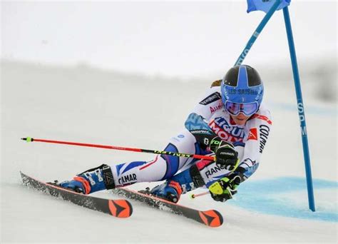 Ski Alpin Er Succ S En Coupe Du Monde Pour La Fran Aise Clara Direz