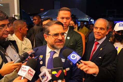 Gobernador Rafael Lacava En La Expo Fedec Maras Carabobo