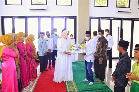 Hadiri Pengajian Di Kabupaten Pringsewu Ketua Tp Pkk Provinsi Lampung