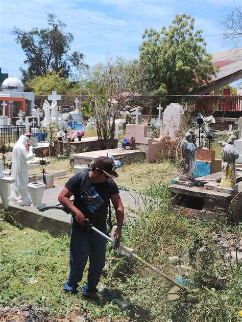 Se preparan para el Día de las Madres en Rosario