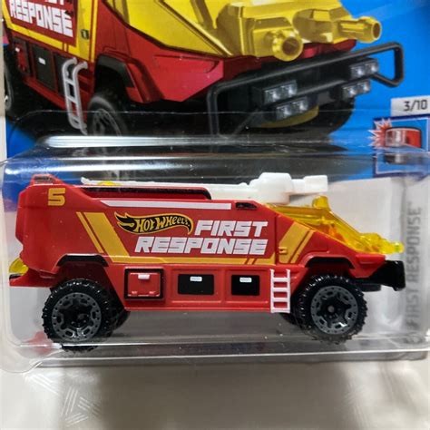 Yahoo オークション Hot Wheels RUNWAY RES Q HW FIRST RESPONSE