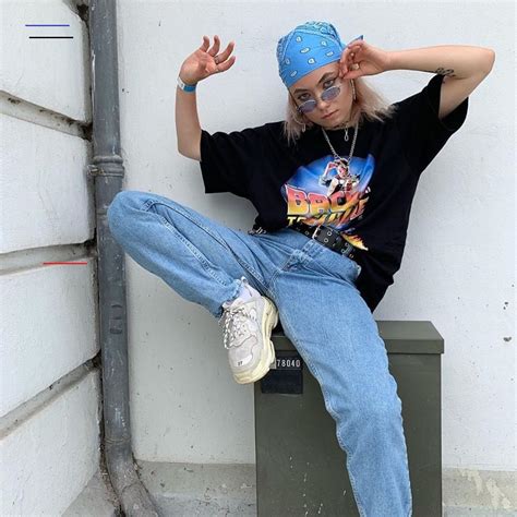 Skatergirloutfits In 2020 Skater Mädchen Stil Mode Outfits 90er Outfit