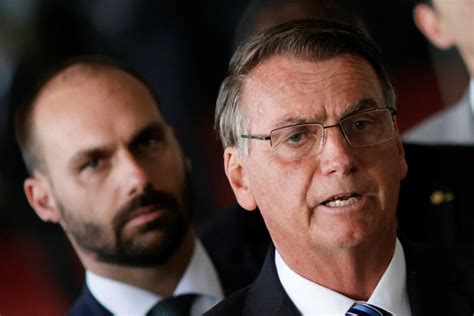 Bolsonaro Pede Que Alckmin Nos Livre Do Comunismo