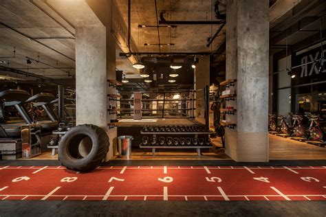 Londons Best Luxury Gyms Best Gyms In London 2021