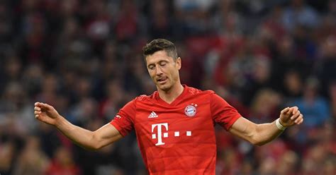 Fc Bayern Robert Lewandowski Fordert Nach Supercup Pleite Neuzug Nge