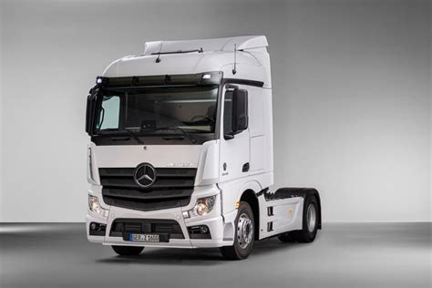 Mercedes Benz Trucks Lan A Na Europa Novo Actros F Projetado No Brasil