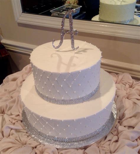 Quilted 2 Tiered Wedding Cake With A Pearl Accent Rhinestone Bottom