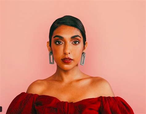 What Is ‘instapoetry And How Rupi Kaur Embodies ‘the Modern Poet Tuc