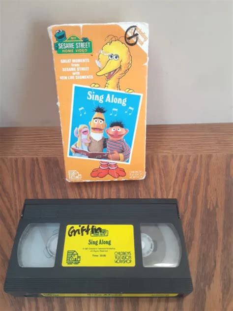 1987 SESAME STREET Sing Along VHS Video VCR Tape Music Songs VTG RARE ...