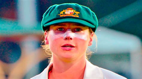 ICC Awards 2019: Ellyse Perry Named As the ICC Women's Cricketer of the ...