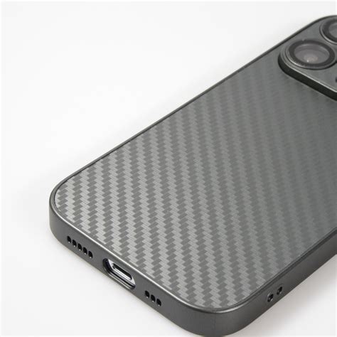 iPhone 14 Pro Max Case Hülle Straffes Silikon mit Karbon Look