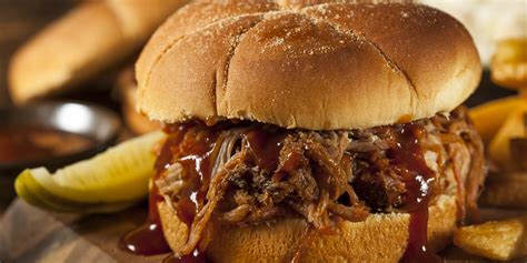 Smoked Pulled Pork Burger Rolls Recipe Charmate Smokers And Bbqs