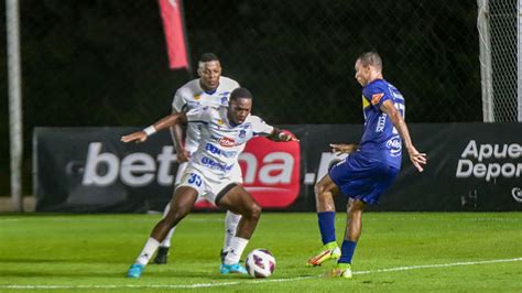 Lpf As Fue La Victoria De Universitario Vs Dau En La Semis De Ida