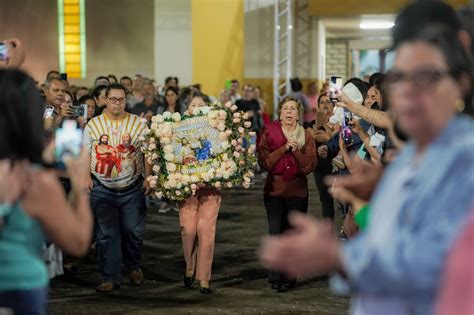 Caiado Participa Da Festa Em Louvor Ao Divino Pai Eterno Em Panam