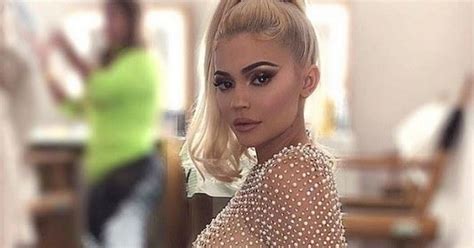 Kylie Jenner Opens Up About Sex Life With Travis After Daughter Stormi S Birth Irish Mirror Online
