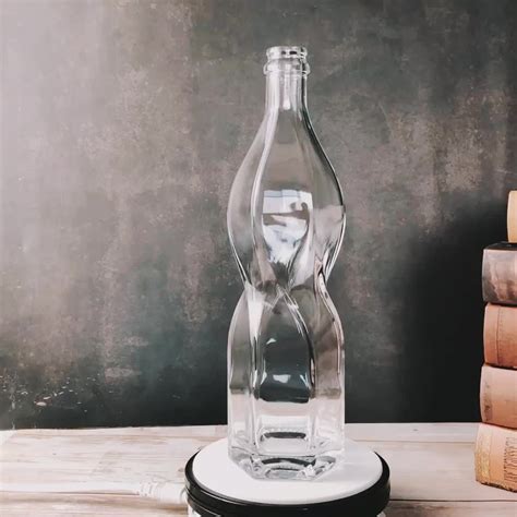 Factory Price Unique Shaped Fancy Liquor Bottle 700 Ml Glass Bottle For Liquor Buy 700 Ml