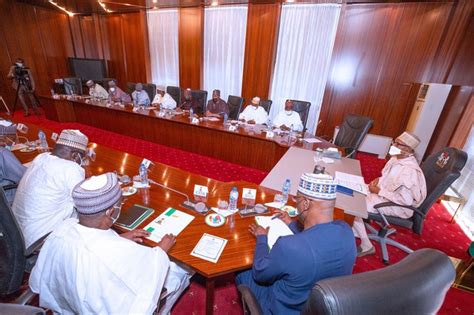 President Buhari In Close Door Meeting With Northern Governors