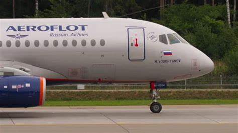 Aeroflot Taxiway Side View Stock Video Pond