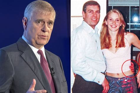 Fbi Seizes Infamous Photo Of Prince Andrew With Jeffrey Epstein Accuser