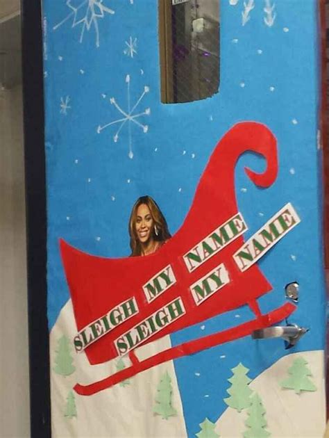 This Teacher Who Is Hip To The Fresh Beats Christmas Door Decorating