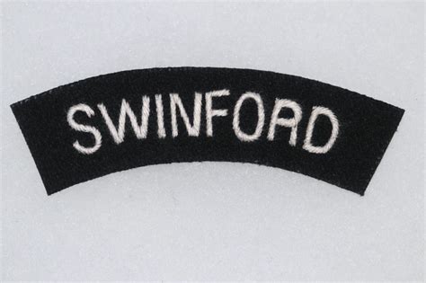 Irish Eire Army Cloth Shoulder Shoulder Title Badge Swinford Good Copy