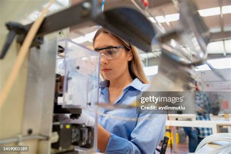 205 Manual Assembly Line Stock Photos High Res Pictures And Images