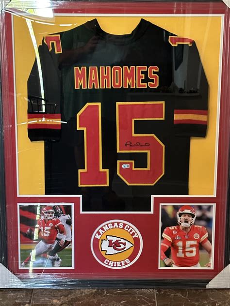 Patrick Mahomes Signed Framed Jersey Sports Collectibles And Memorabilia